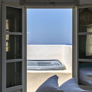 Superior Suite Sea View Outdoor Hot tub